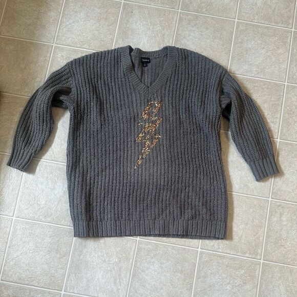 Chunky Graphic Sweater - Picture 2 of 11